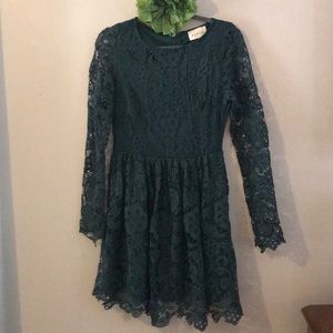Sabine emerald long-sleeved cocktail dress